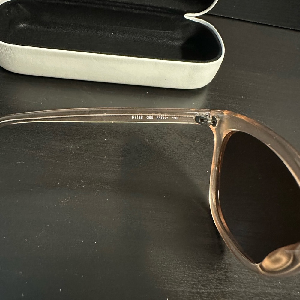 Calvin Klein Cream Glasses Case - Picture 6 of 6
